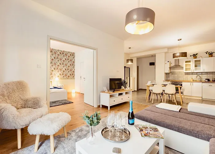 Victoria\'S Danube View Residence